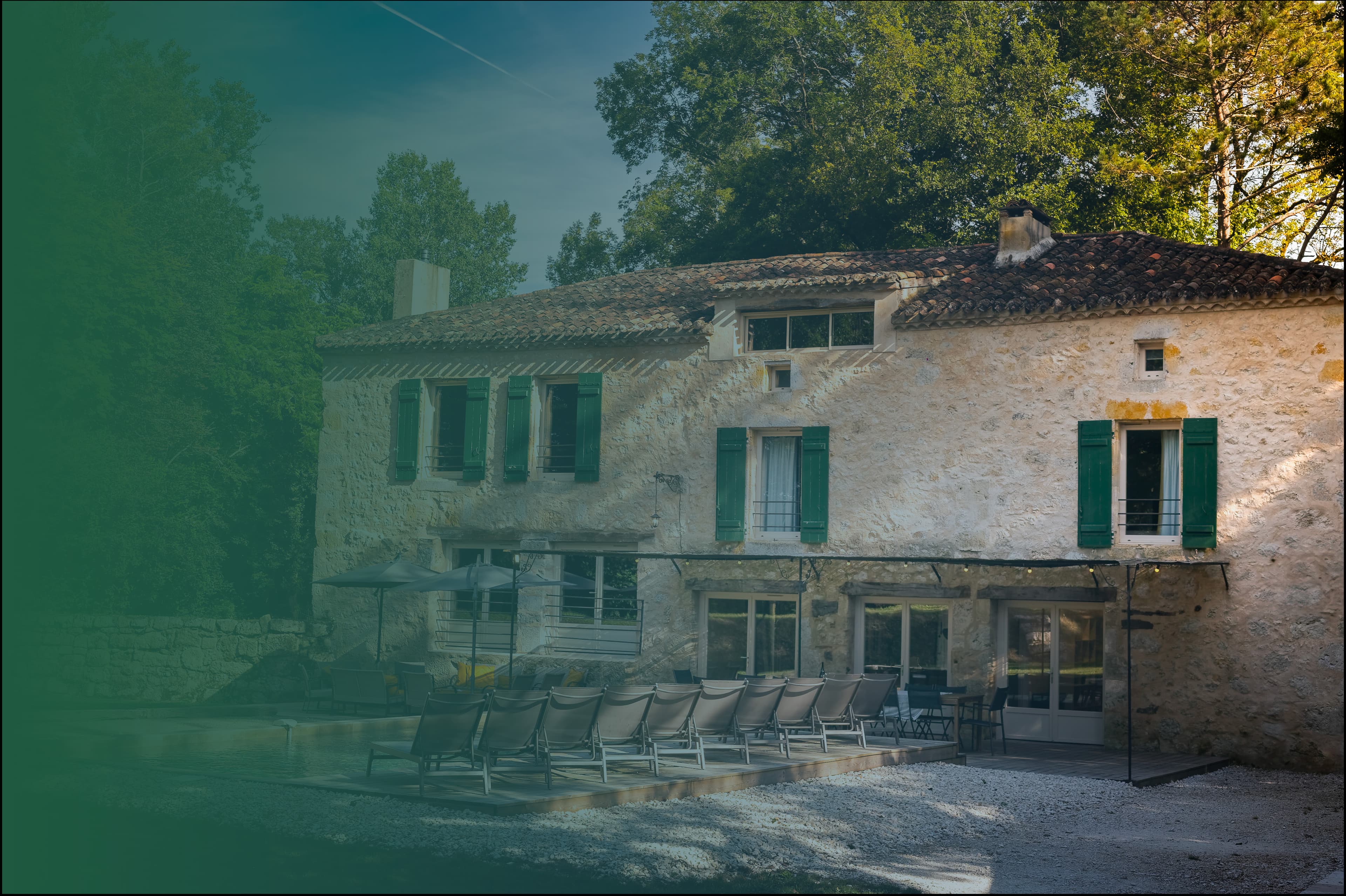 Vue extérieure du Moulin de Canne, gîte de charme privatisé en Lot-et-Garonne